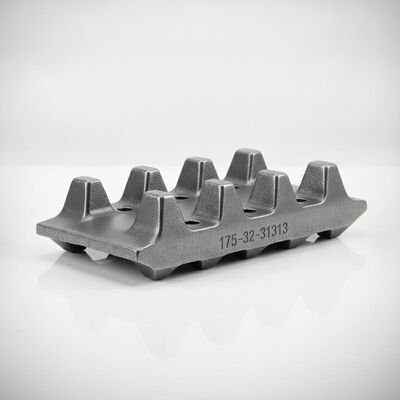 Kualitas Track Shoe Baja Paduan Boron 25MnB dengan Pitch 228mm dan Lebar 560mm untuk Undercarriage Bulldozer Komatsu D155AX pabrik
